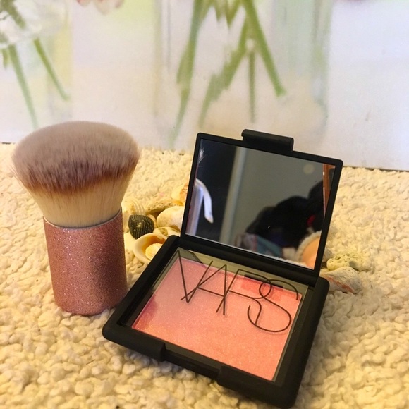 NARS BLUSH WITH BRUSH - Picture 2 of 6
